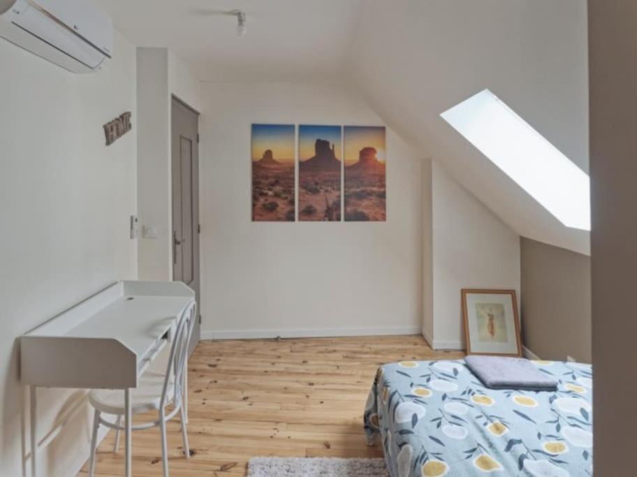 Appartement Spacieux En Centre Ville Vendome Bagian luar foto
